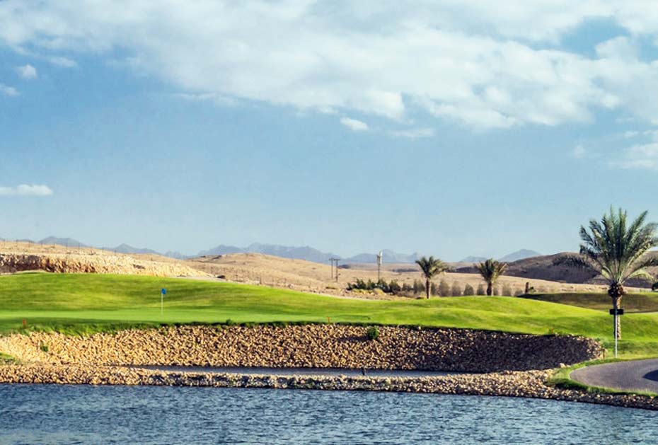Muscat Hills Golf & Country Club