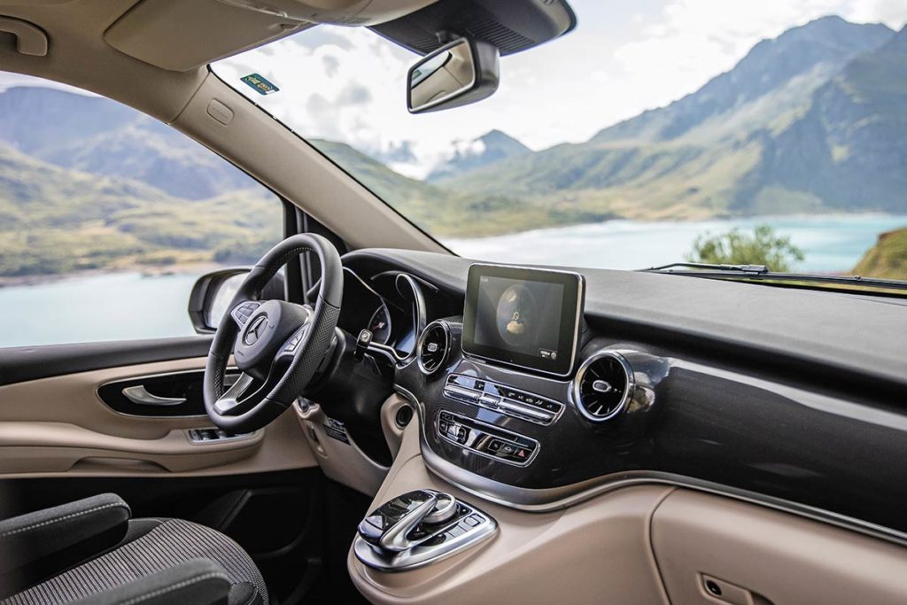 Mercedes-Benz Marco Polo: Cockpit