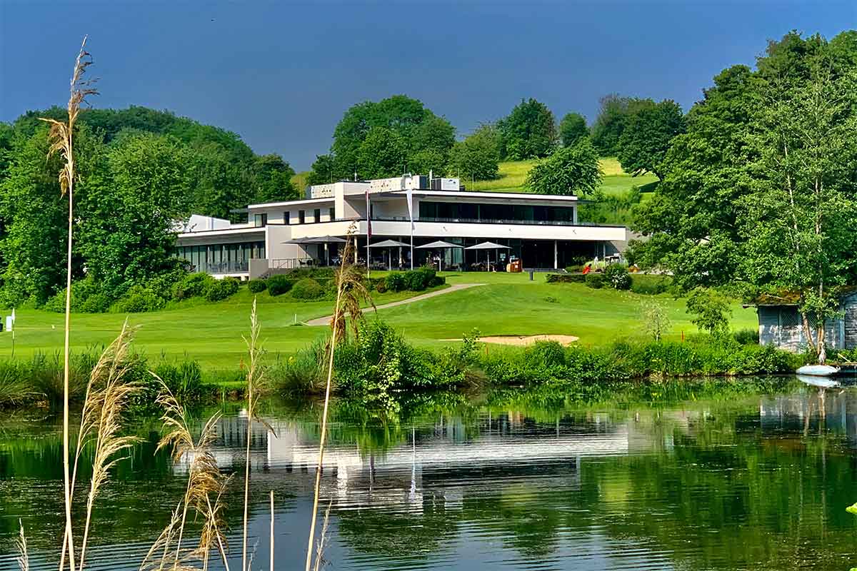 Das Clubhaus des Heitlinger Golf Resorts: Dort befindet sich auch das Restaurant Albatros